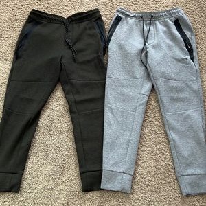 Bundle of American Eagle Joggers